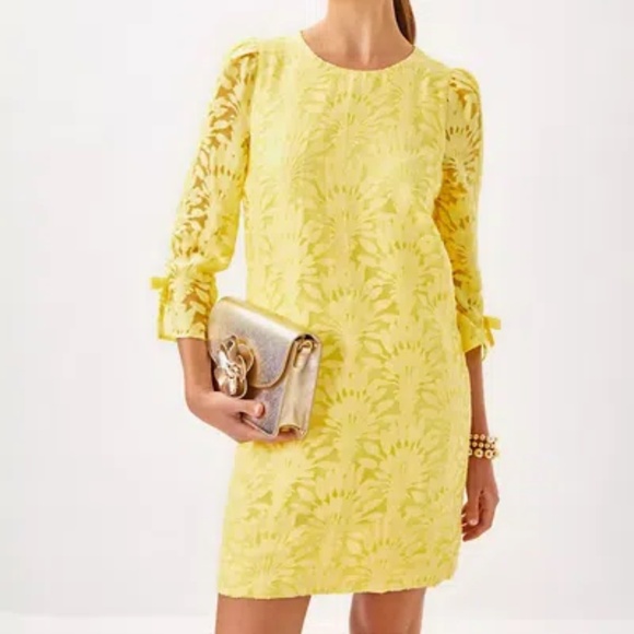 Lilly Pulitzer Dresses & Skirts - Lilly Pulitzer Yellow Stacked Palms Size 2 NWT